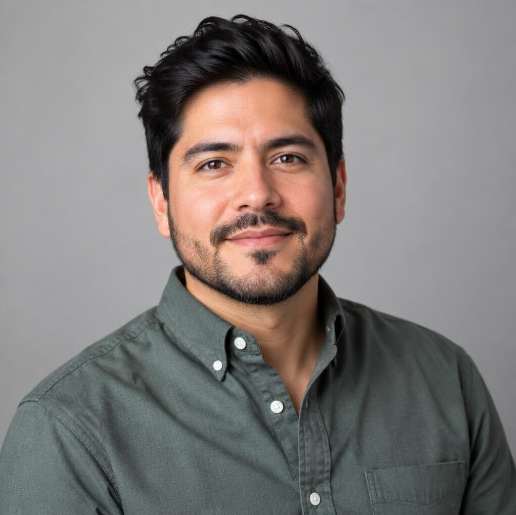 Portrait of a Hispanic Canadian man, video producer